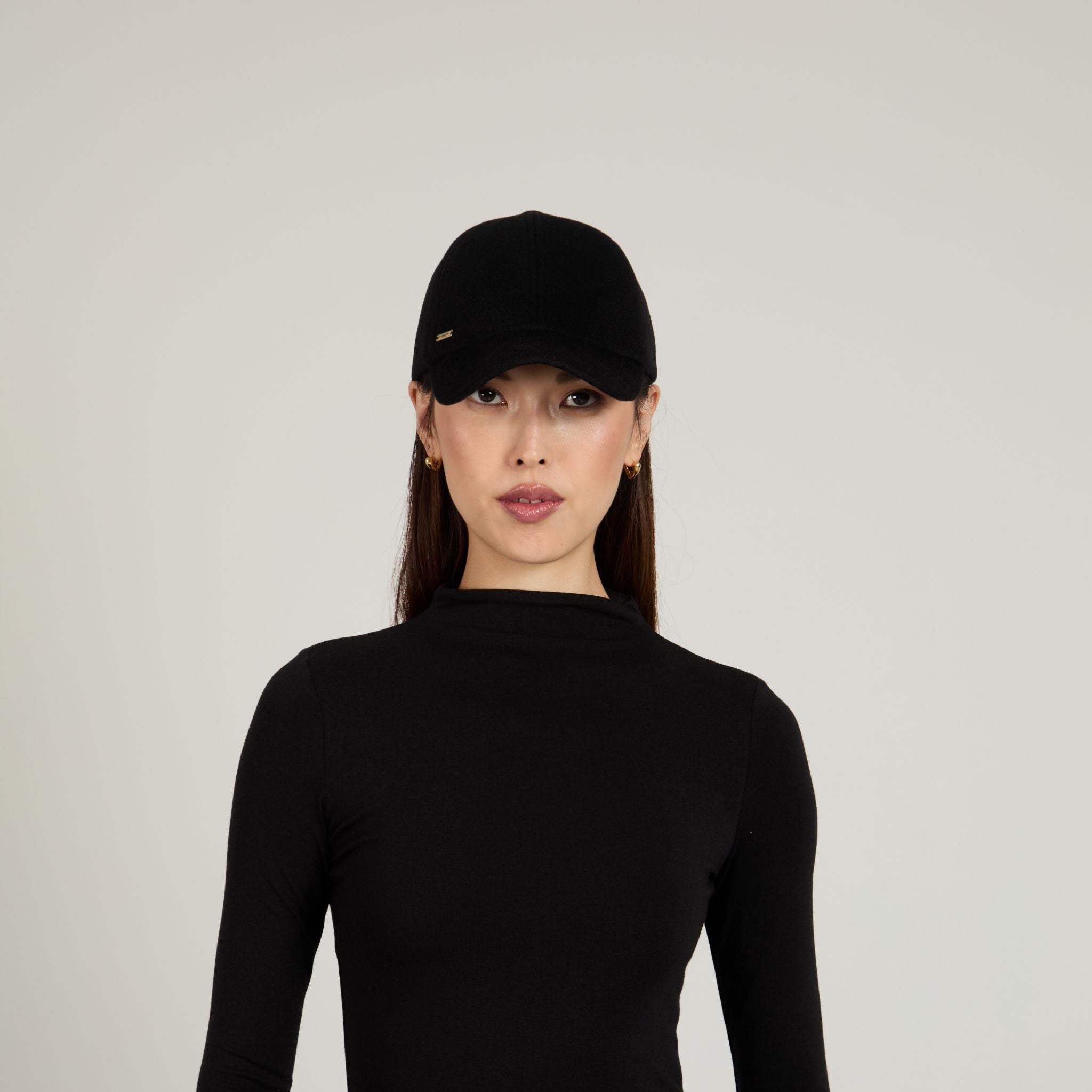 Lo in Black Cashmere