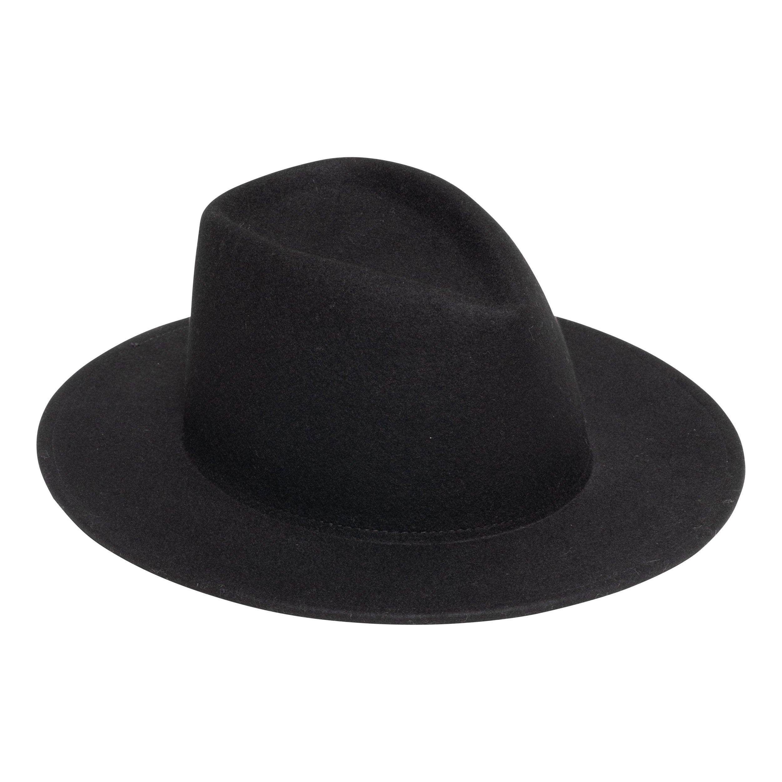 Blaine in black - Eugenia Kim