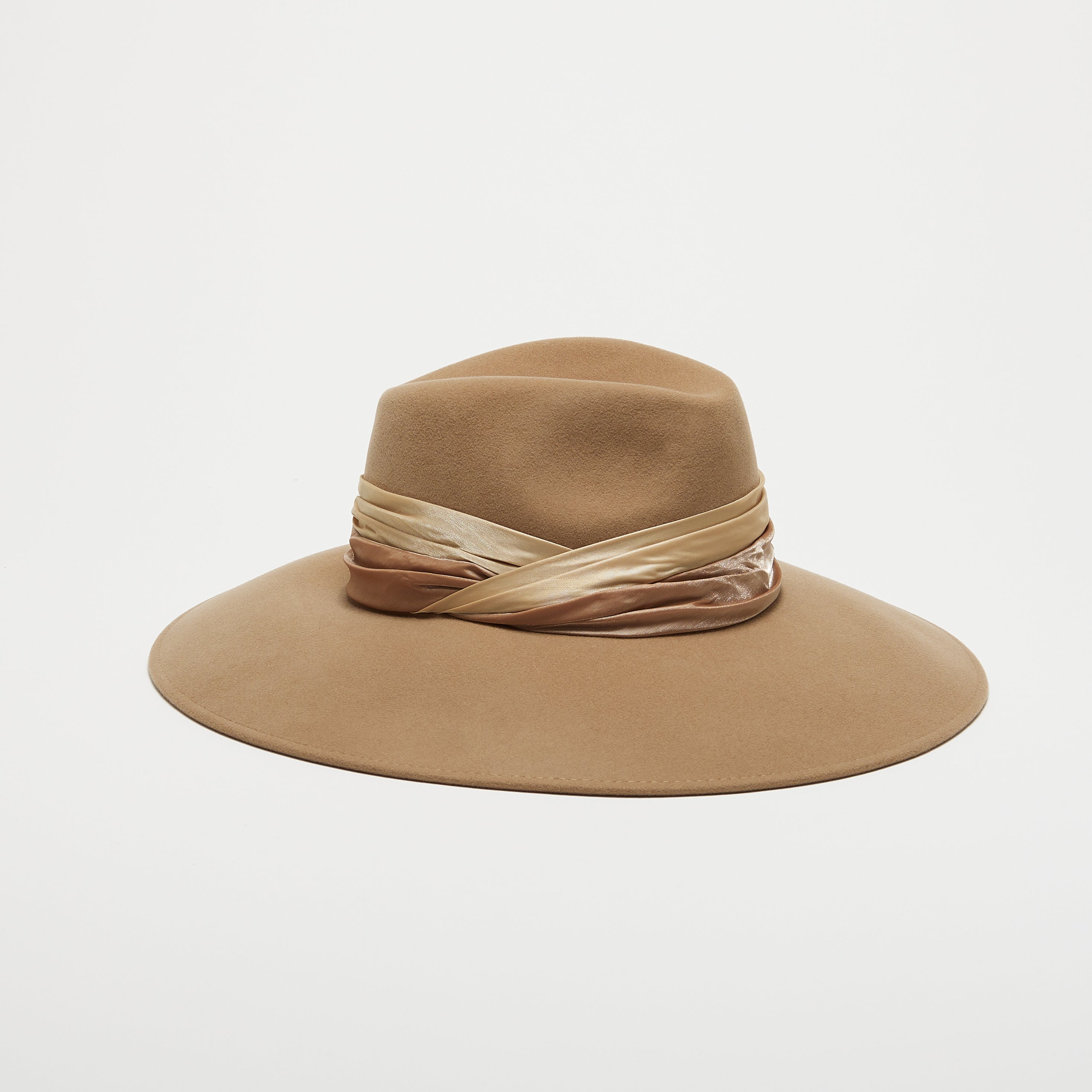 Emmanuelle Hat