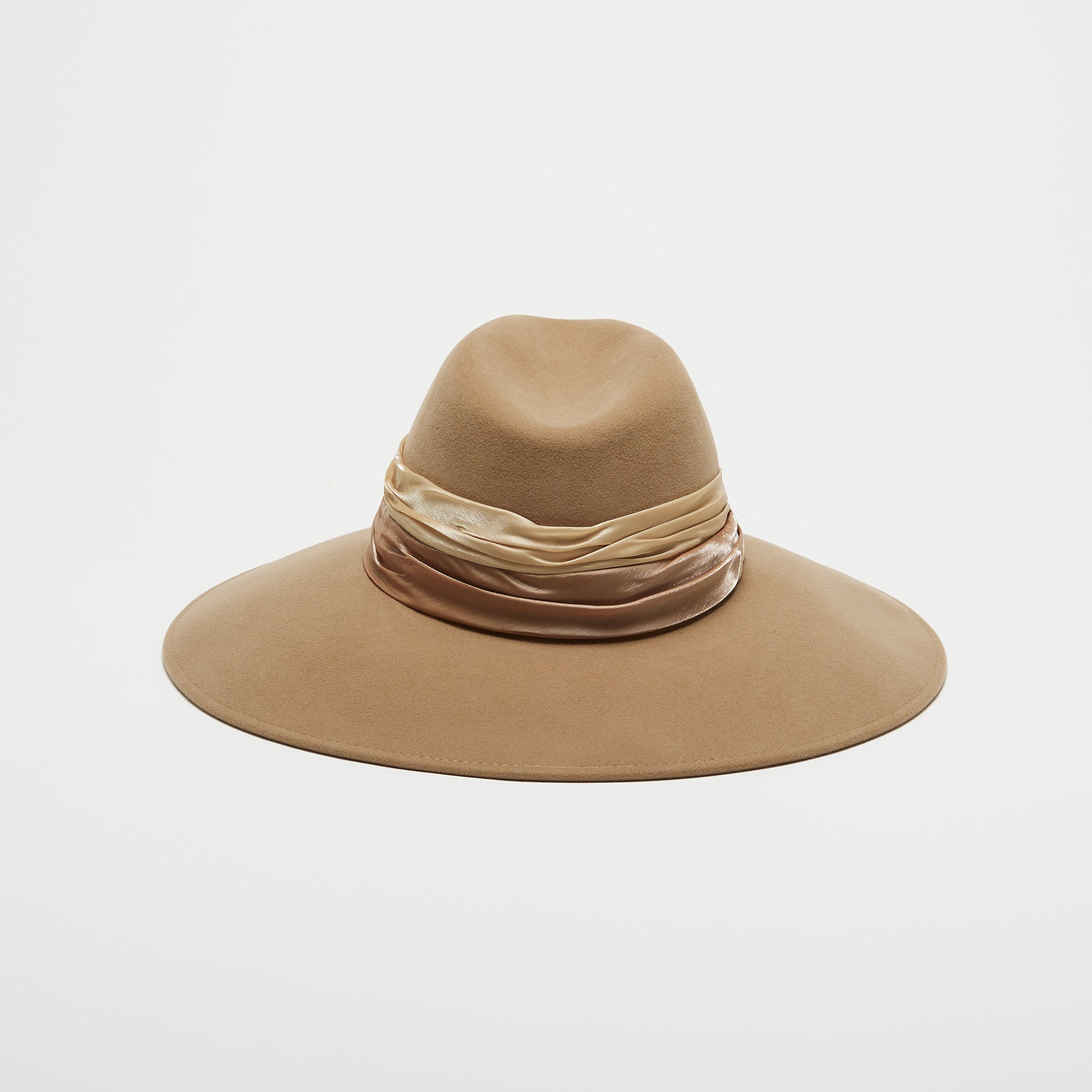 Emmanuelle Hat