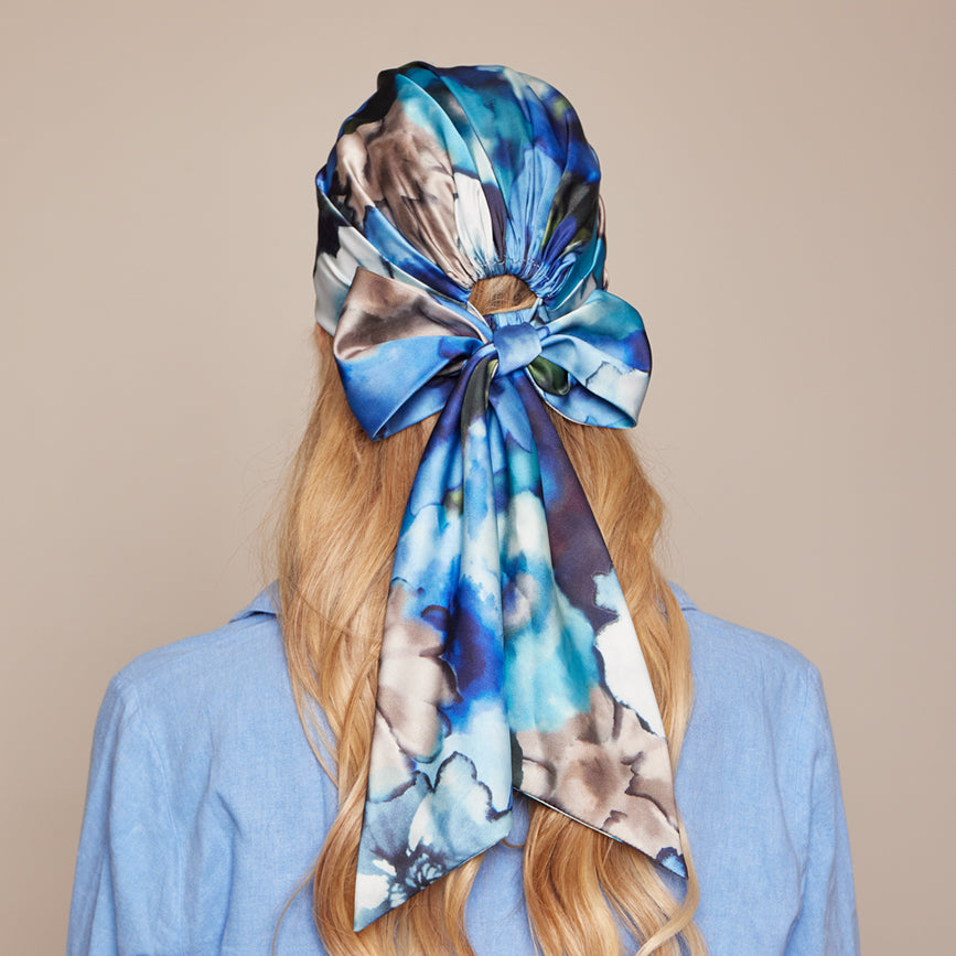 Gigi in Blue Floral-Print - Eugenia Kim