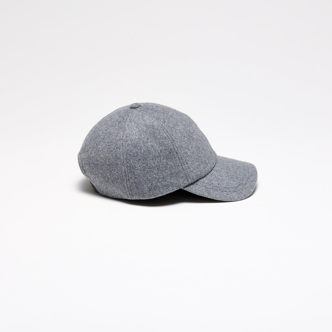 Lo in Gray