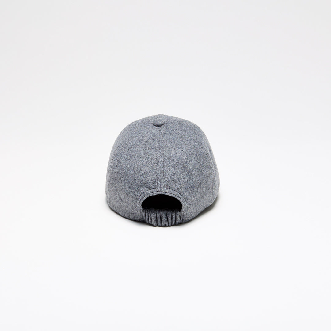 Lo in Gray