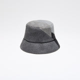 Yuki in Gray/Charcoal