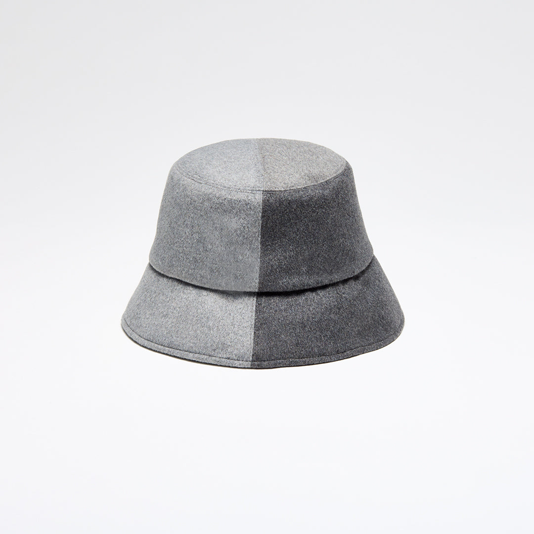 Yuki in Gray/Charcoal