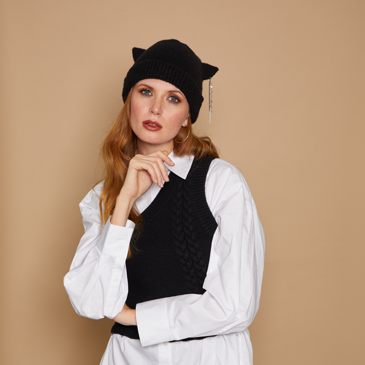 Felix in Black - Eugenia Kim
