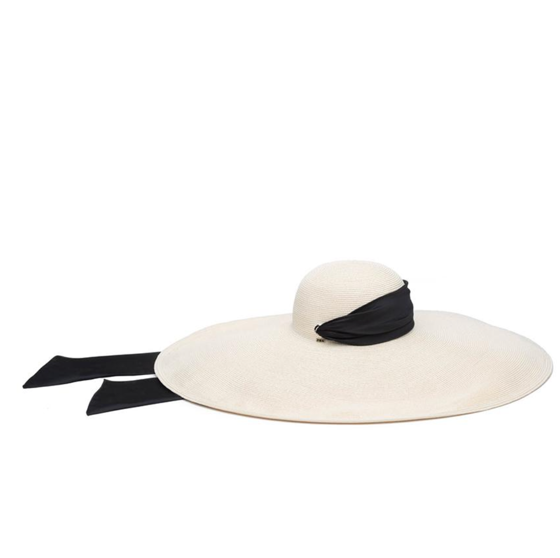 Veruschka in Ivory - Eugenia Kim