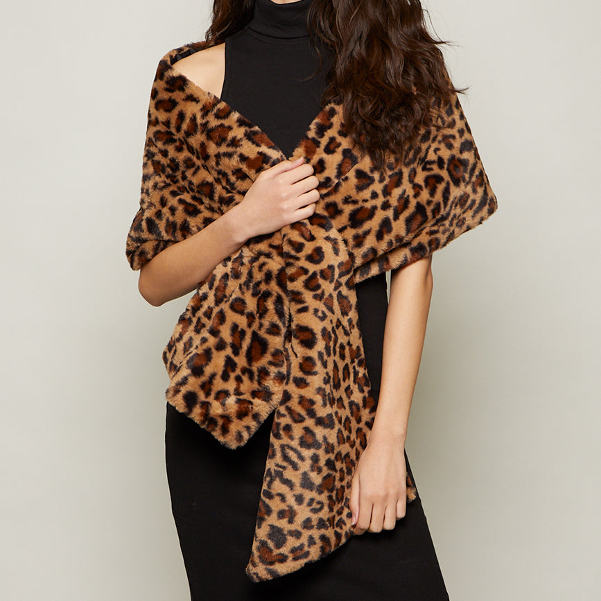 Victoria in Leopard - Eugenia Kim